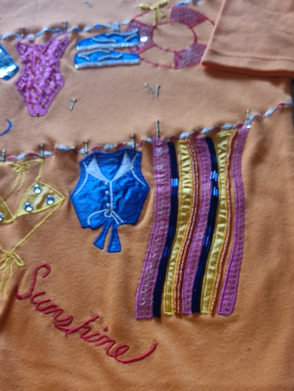 Victoria Harbour VINTAGE Size S Short Sleeve Orange Embellished Beach Tee - Picture 6 of 16